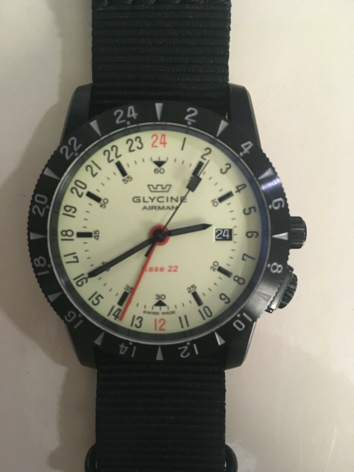 Glycine airman cheap base 22 luminous