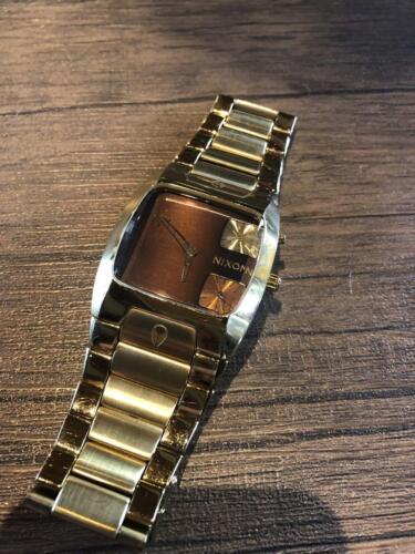 Nixon Banks Gold/Dial Bronze banks Out of battery without box