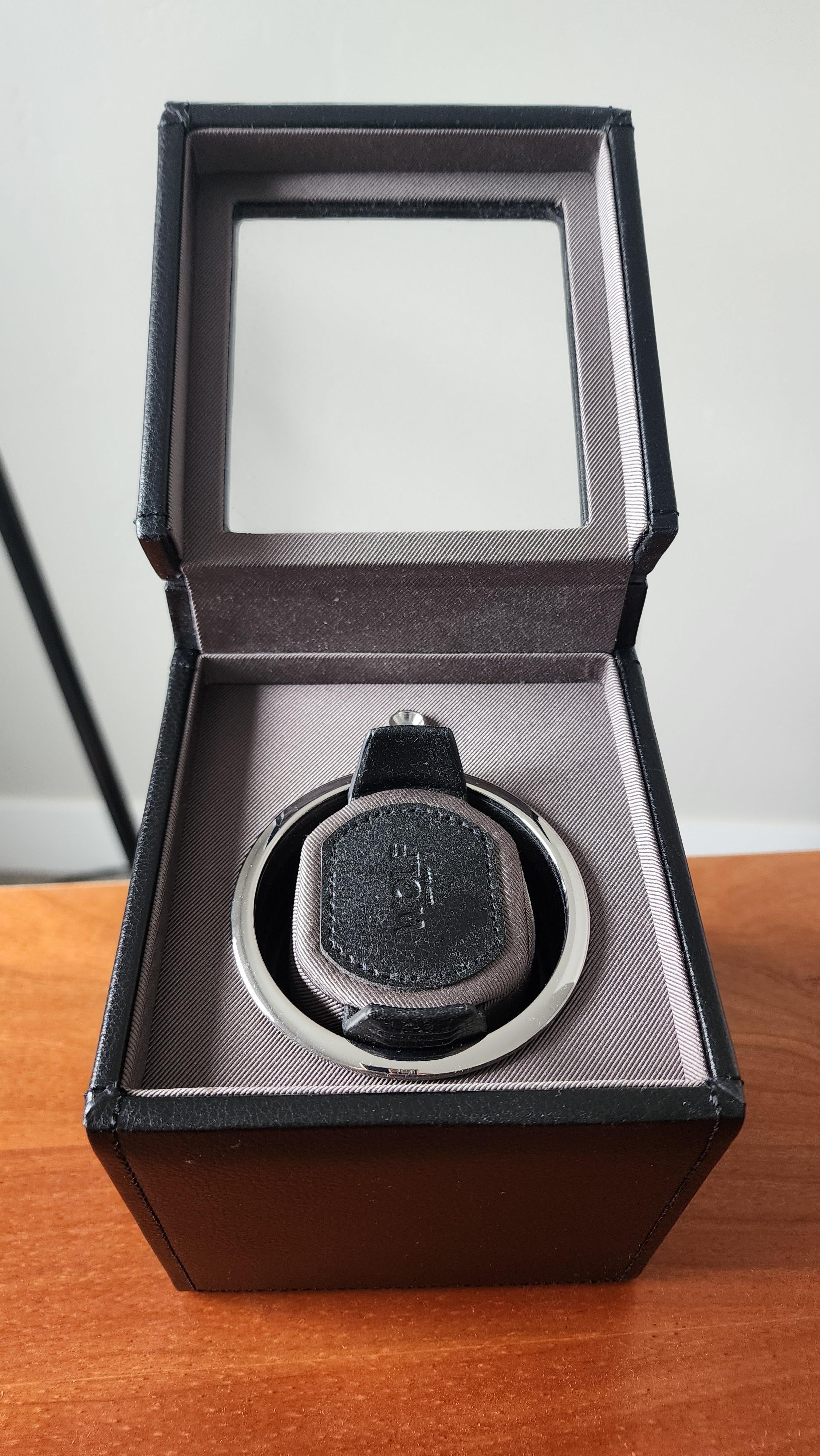 Used wolf 2025 watch winder