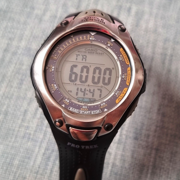 casio protrek prg70 tough solar altimeter barometer thermometer