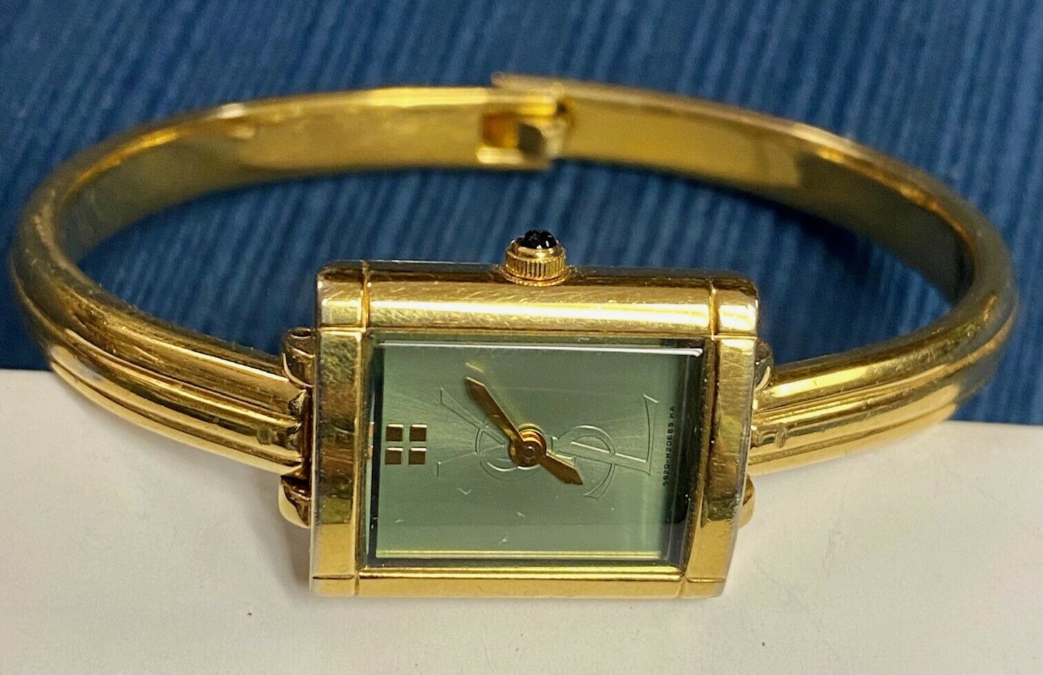YVES SAINT LAURENT 腕時計 5920-H12115 YSL Yves Saint-Laurent Gold Bangle Watch #5920-H12115