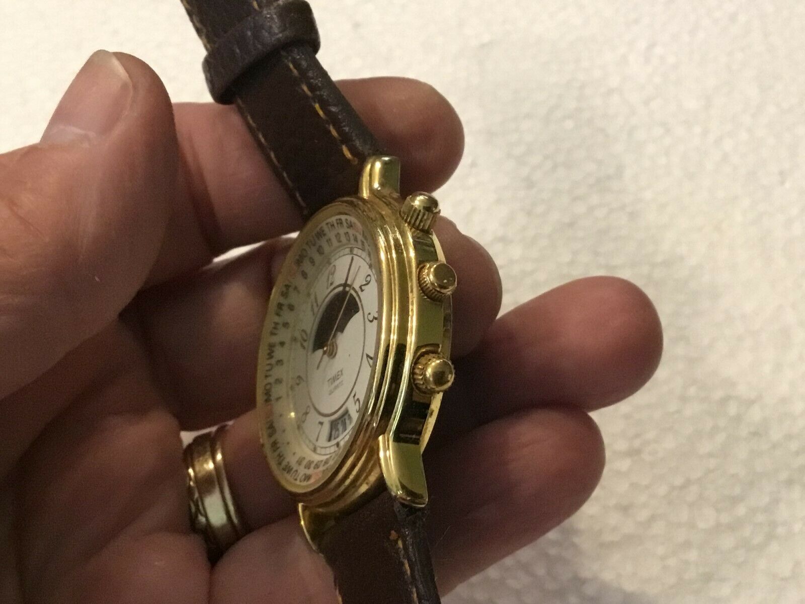 Vintage Rare Timex Sun And Moon Phase Perpetual Calendar Watch