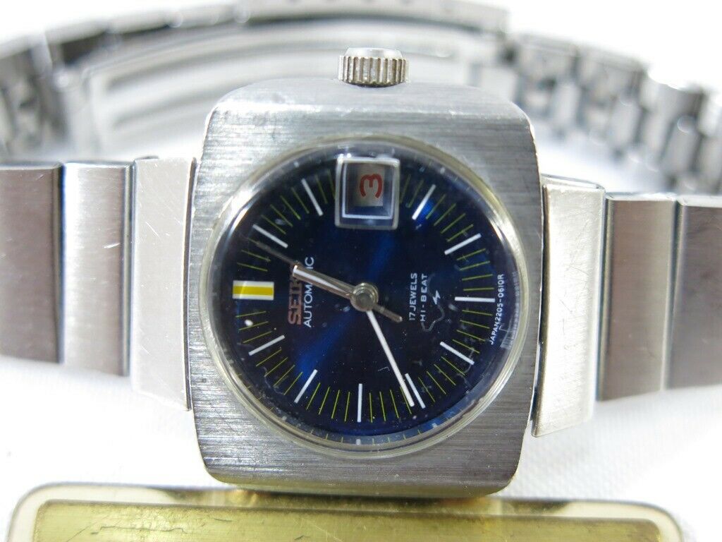 SEIKO Hi-Beat Automatic Watch 2205 0401 Date 17'J Vintage SEIKO Hi-Beat Automatic Watch 2205 0401 Date 17'J Vintage