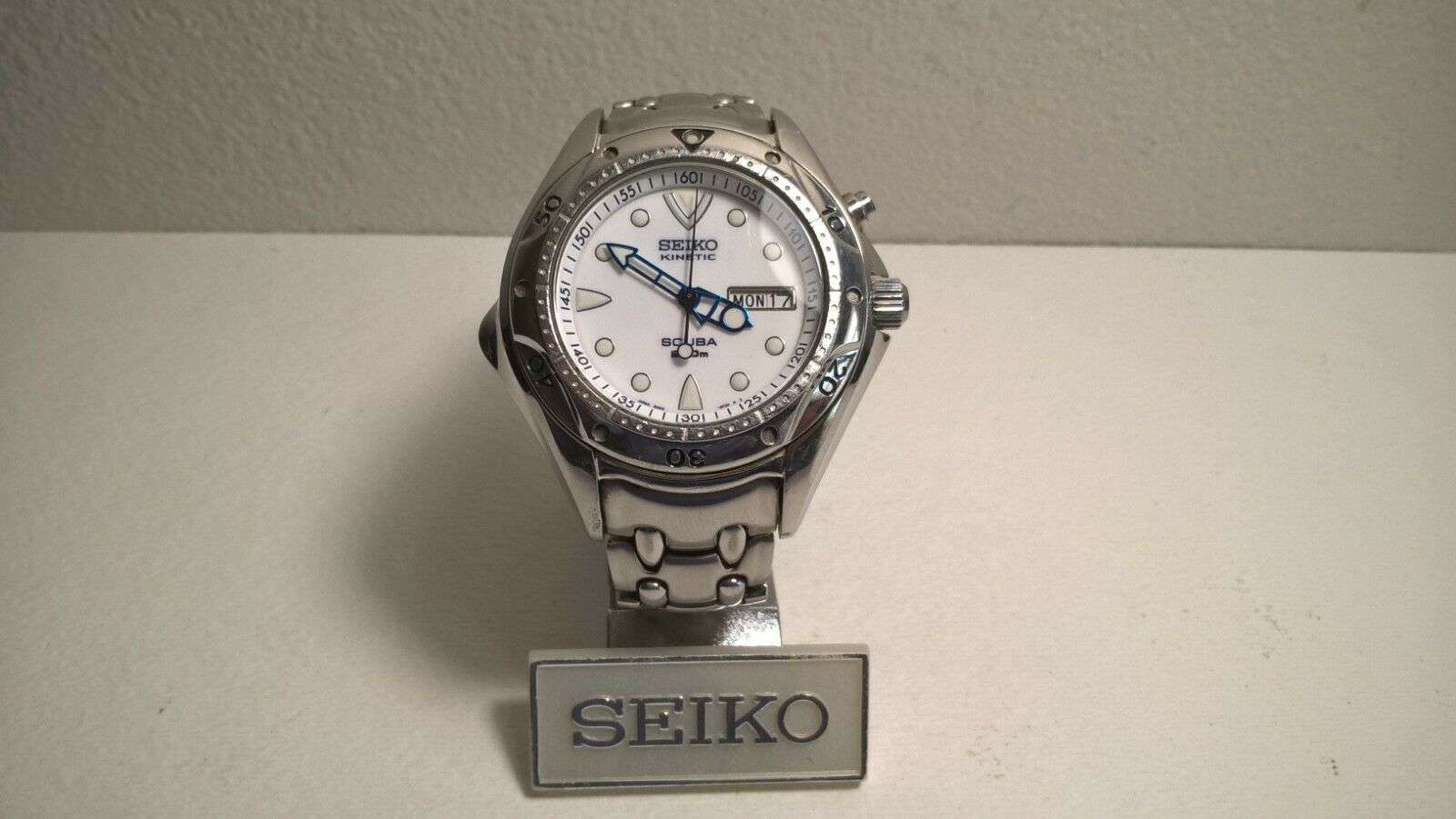 seiko kinetic scuba 200m