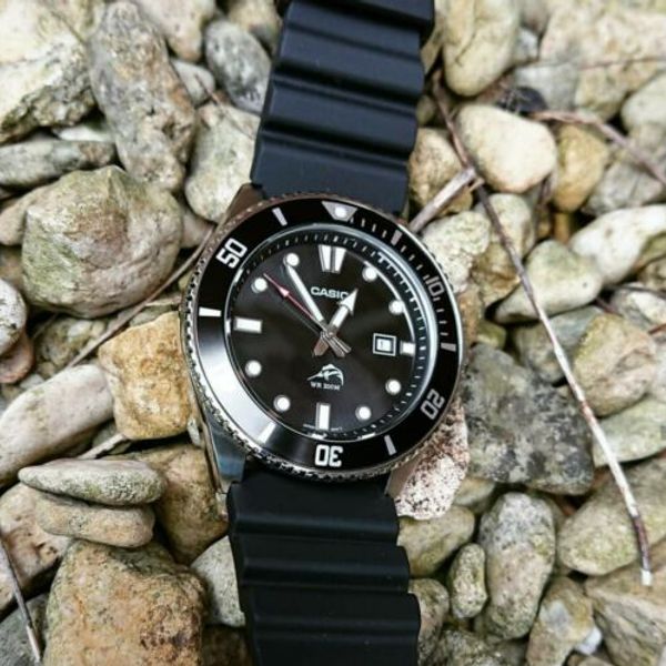 Casio Duro Diver's watch Bill Gates brand new UK mdv106 1av marlin rare  200m | WatchCharts