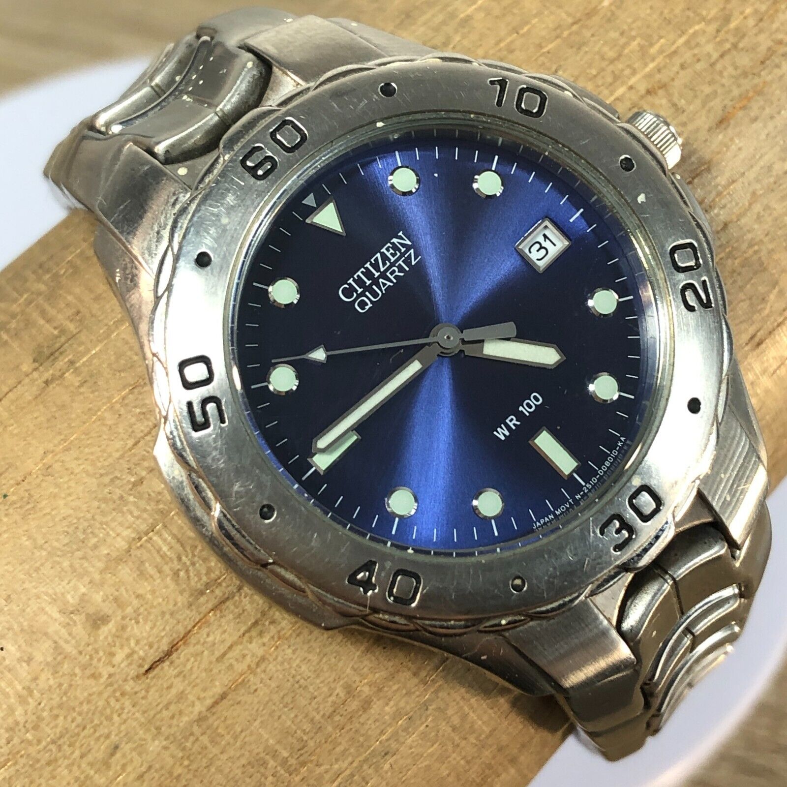 Citizen Men's Vintage Quartz Calendar 100 MT Bracelet Watch 2510