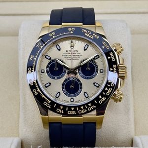 サク出品 ROLEX 18K Yellow Gold 40mm Daytona Cosmograph 116518