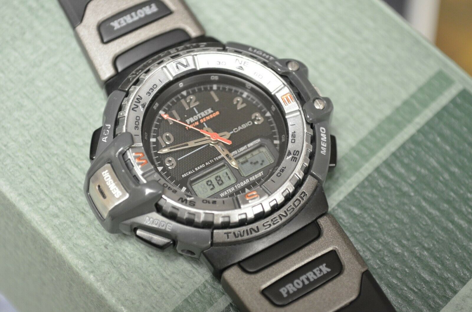 Montre Casio Vintage Collection Pro Trek PRT-70 Module 2307