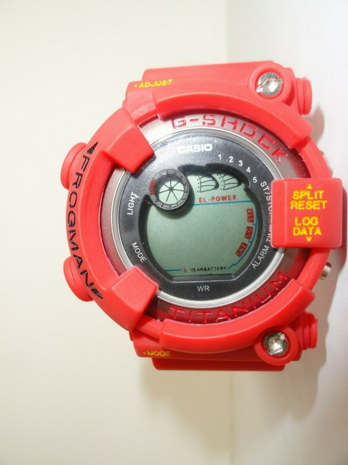 CASIO G-SHOCK FROGMAN AIR DIVER'S 200M DW8200 Red Untested