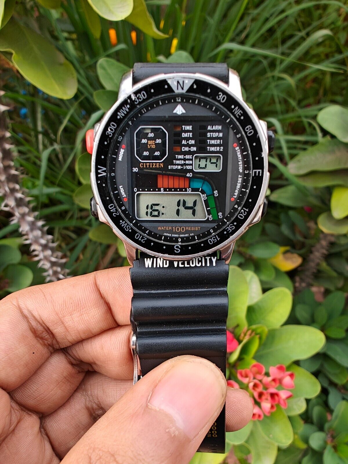 Citizen Windsurfing D060-086953 TA Vintage Japan Made Quartz