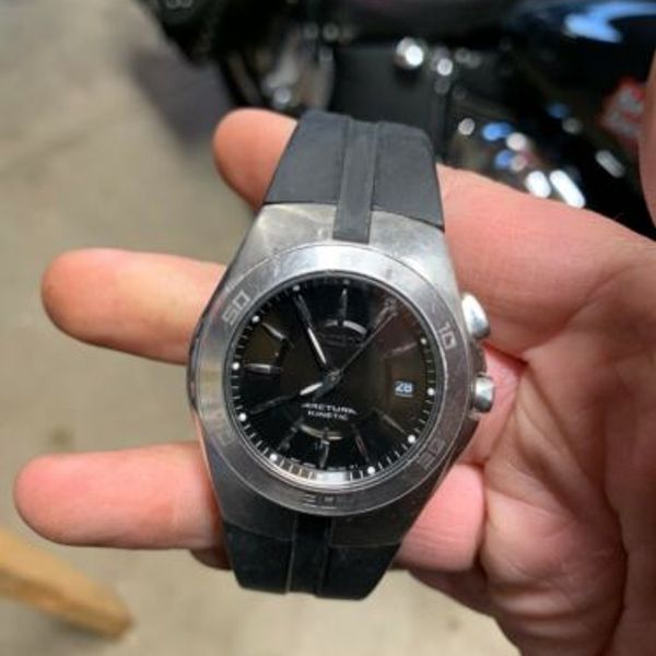 Seiko 5M62-0AL0 Kinetic Two-Tone Stainless-Steel Men's Watch | WatchCharts