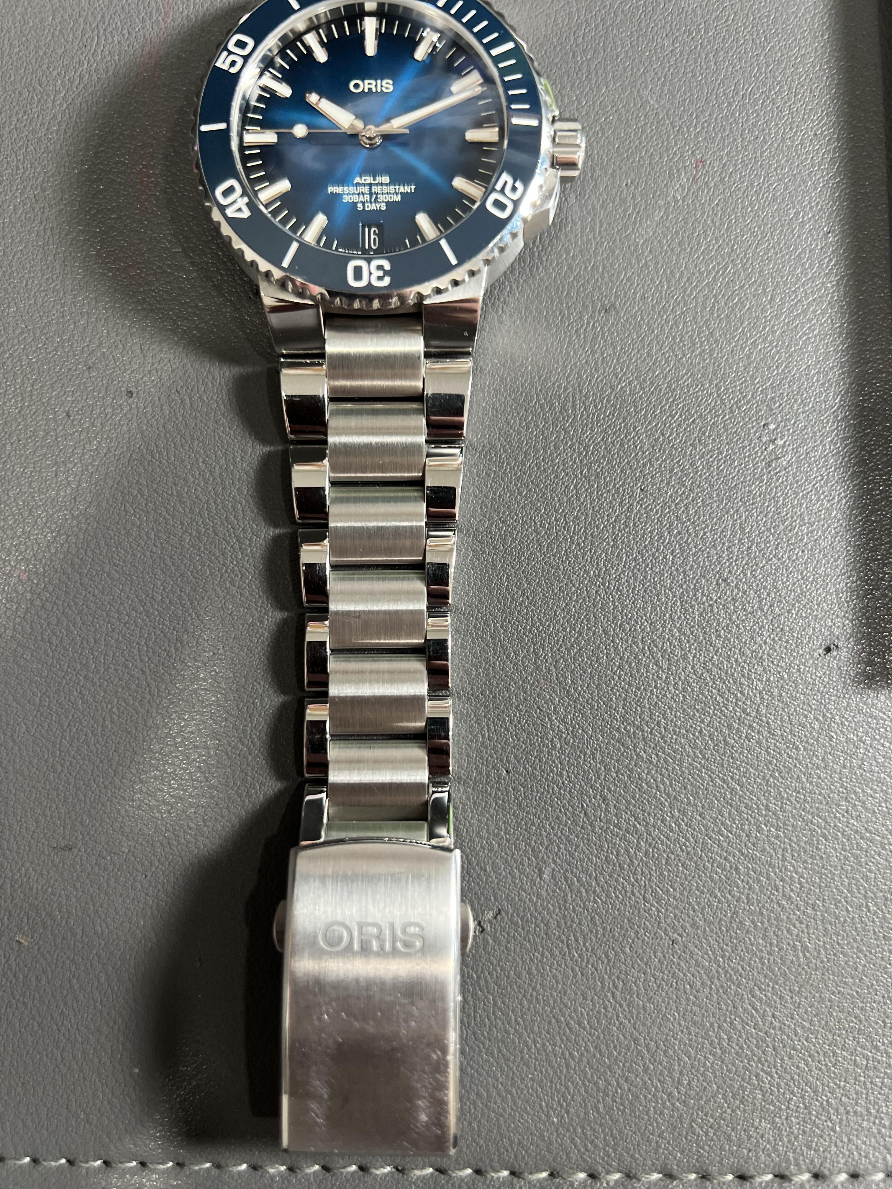 WTS Oris Aquis Blue 43.5mm Cal 400 WatchCharts Marketplace