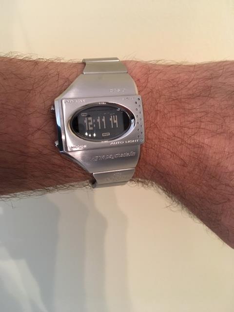 Rare CASIO ME100 1672 Digital META Psychedelia screwback