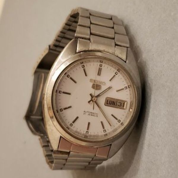 Men's Vintage SEIKO 5 7009-3040 Automatic 21 Jewels Japan Watch |  WatchCharts