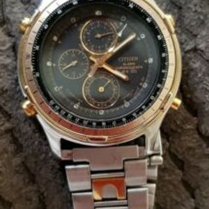 citizen chronograph wr100 gold