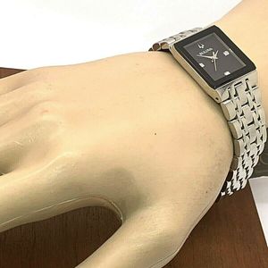 Casio Watch Bulova Quadra Diamond Black Dial Ladies Watch 96P202