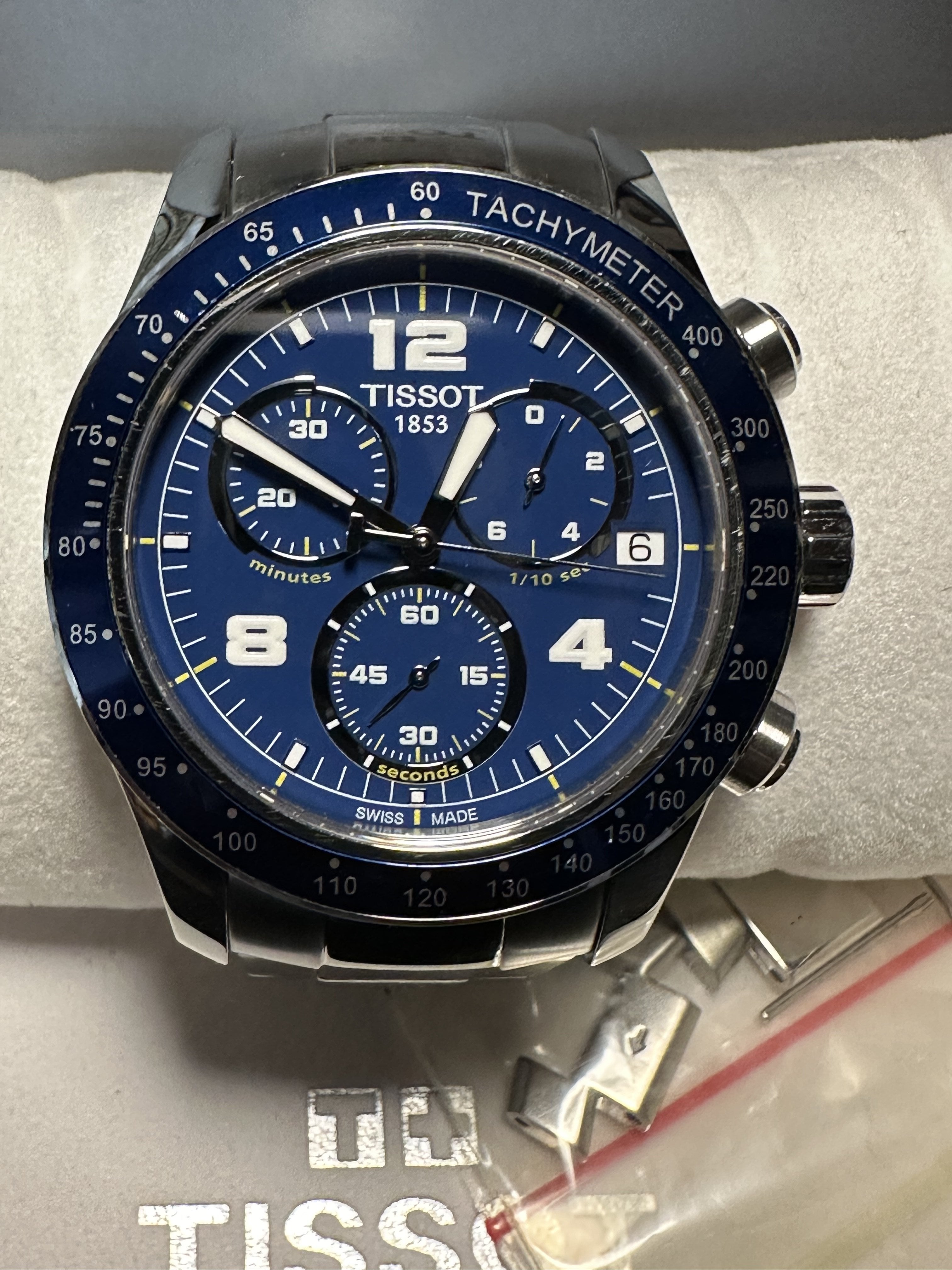 Tissot V8 - 時計