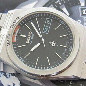 NICE & RARE VINTAGE SEIKO ALARM QUARTZ 7223-6000 JAPAN WATCH GENT