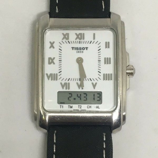 Montre Tissot Tank Vintage D130/230K - Cadran Argenté Années 70 - Occasion