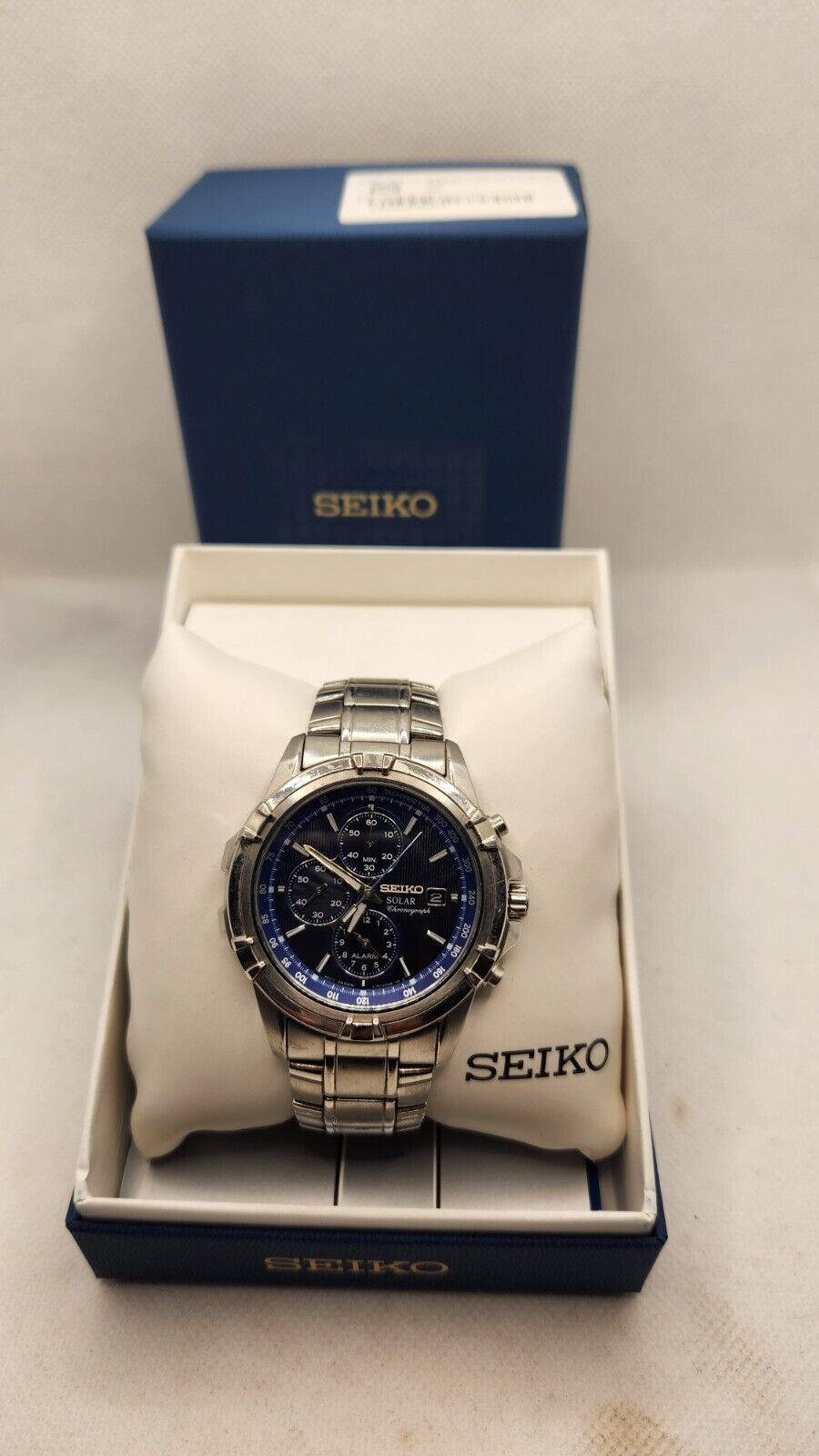 SEIKO Solar ESSENTIALS Chronograph Steel Men s Watch SSC141 MSRP