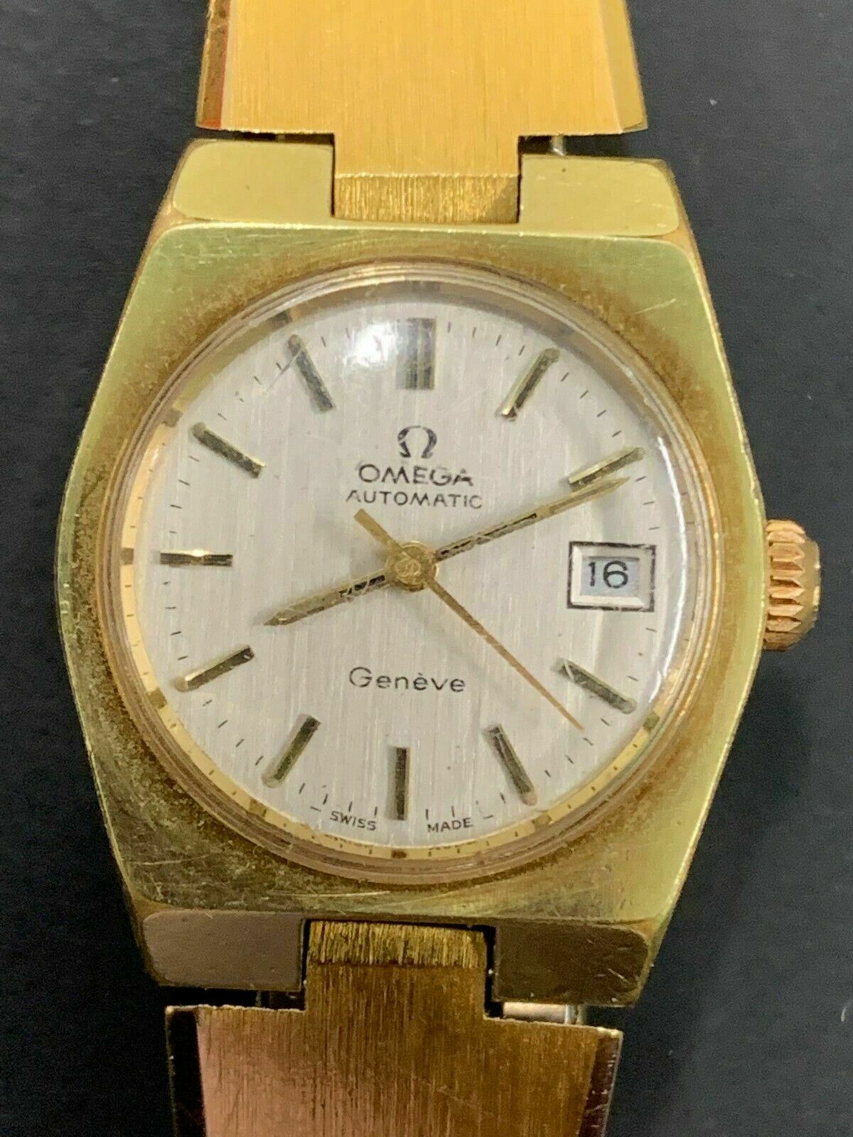 VINTAGE OMEGA GENEVE WATCH 566.0048 AUTOMATIC DATE CAL.684 LADIES