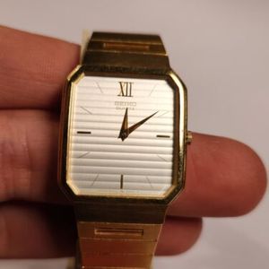 Vintage SEIKO Tank 5P30-5460 Quartz Mens Watch Japan - New Battery