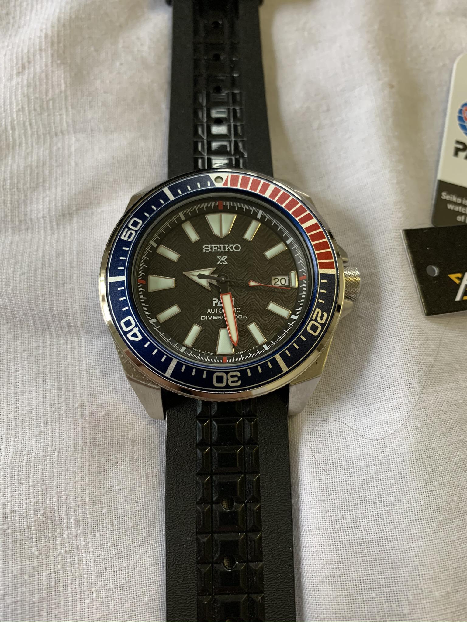 timex tw2r56100au