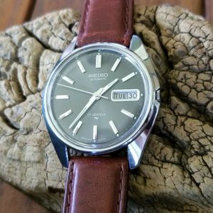 Vintage Seiko 7006-8007 Automatic 17 Jewels . Water Resistant Case |  WatchCharts