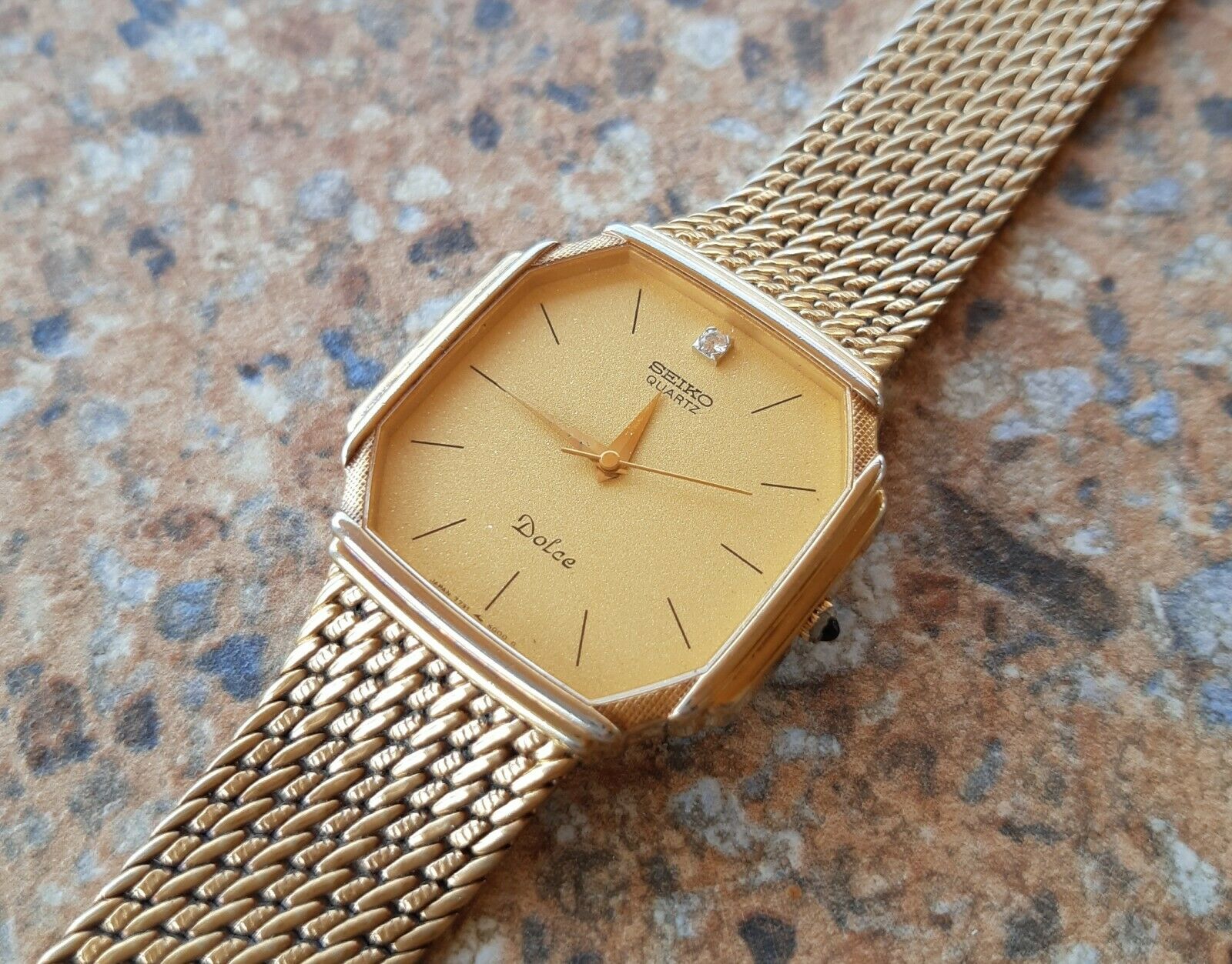 Vintage Seiko Dolce Quartz 7731 5000 September 1984 SGP Dress