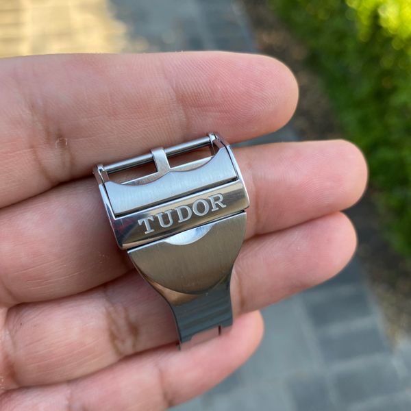 [WTS] Tudor Leather Strap OEM Deployment Clasp 18mm WatchCharts