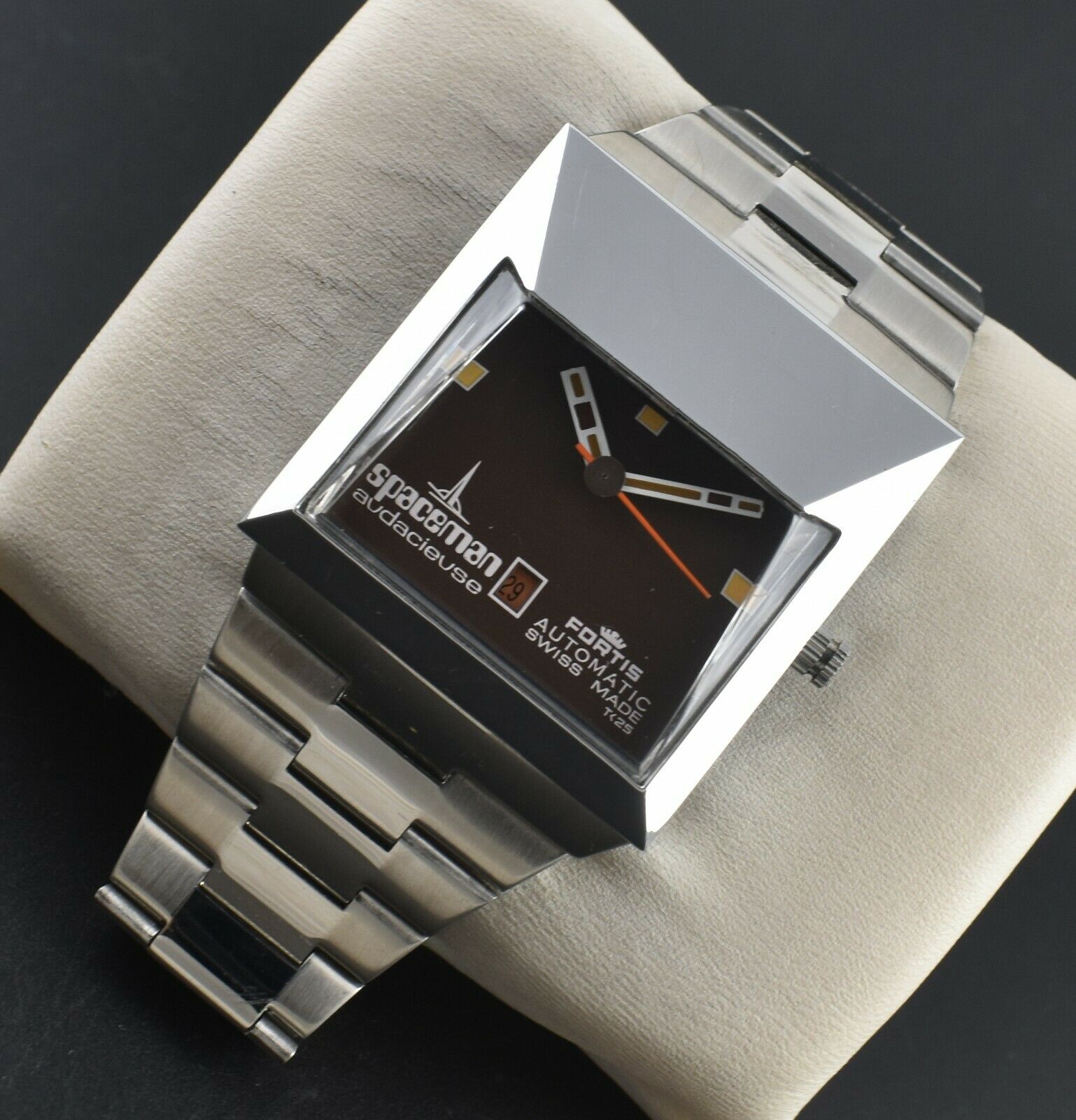 SPACEMAN オートマチック時計ビンテージ c1974 Spaceman Audacieuse men's very funky vintage watch