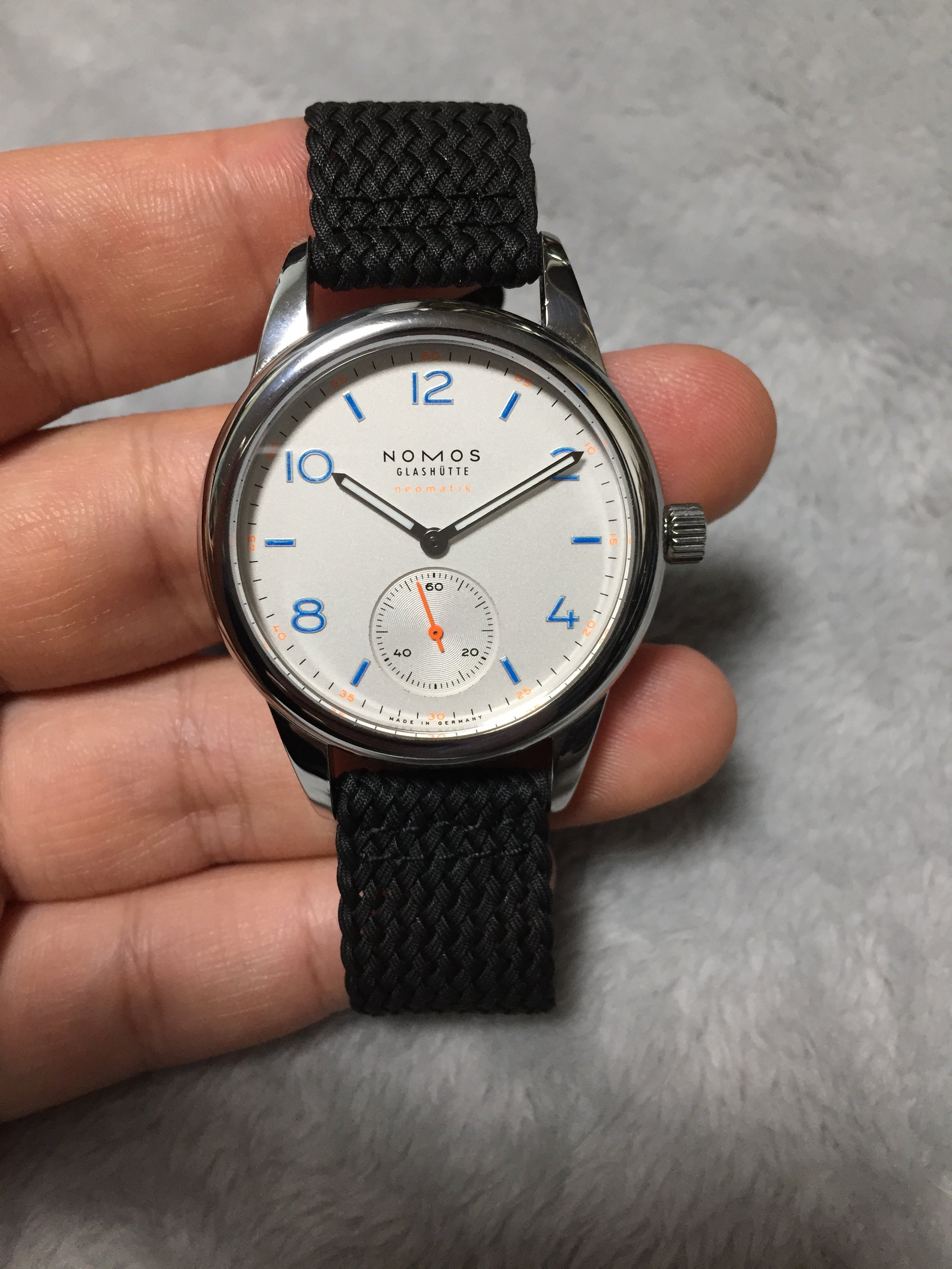 Nomos 740 online