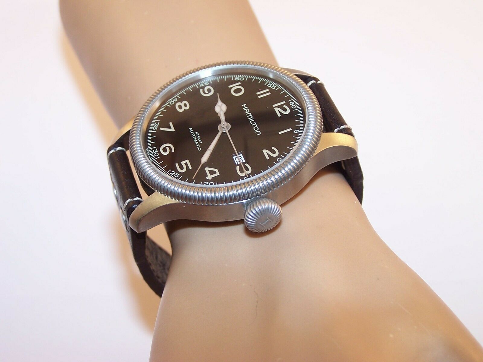 カーキ パイオニア オート ハミルトン カーキ フィールド パイオニア