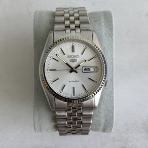 Ryo　SEIKO5 snxj89 セイコー　【美品】　正常稼働品　希少 廃盤・レア】セイコー5（SNXJ89）通称「Rタイプ」オートマ