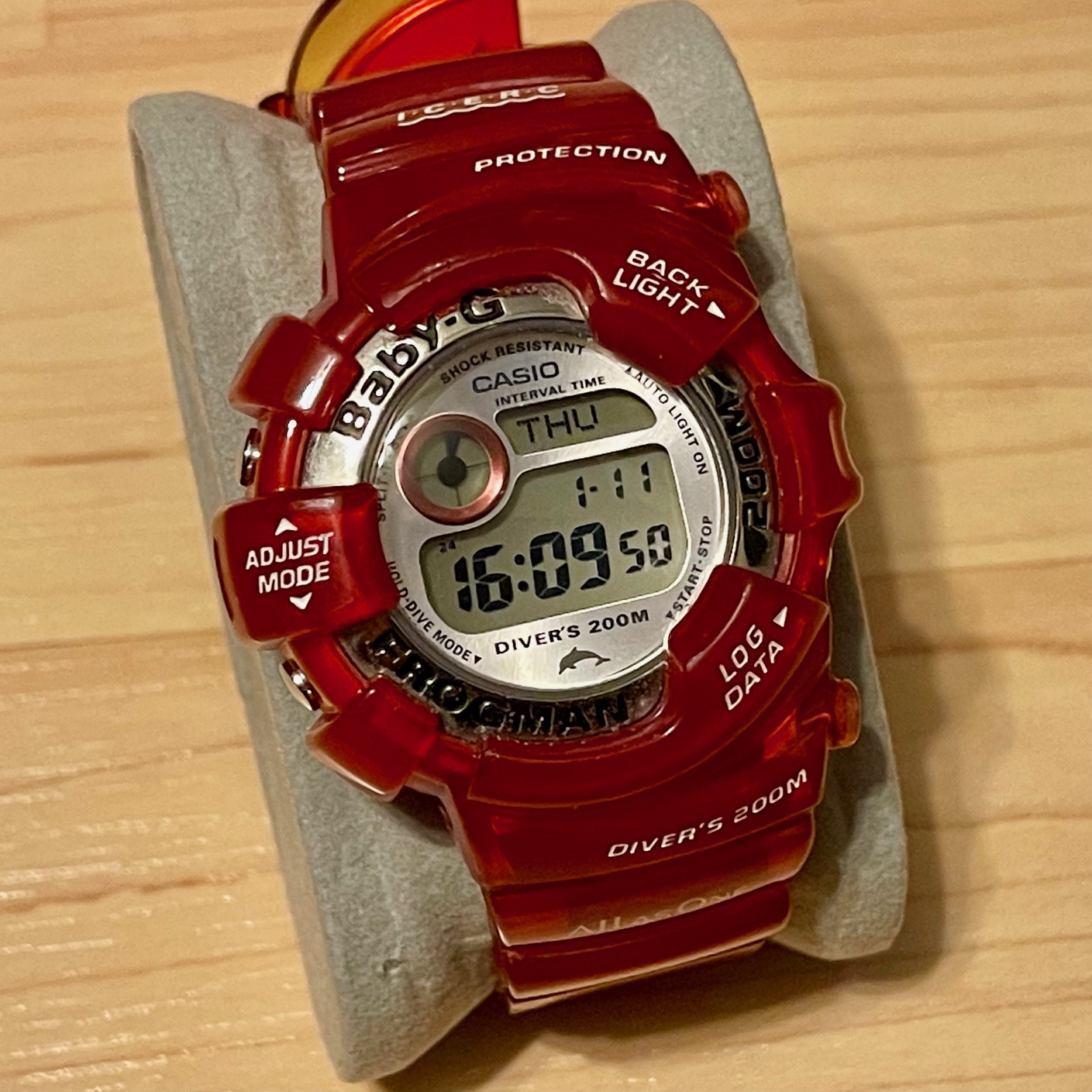 WTS] Casio G-Shock Baby-G Frogman BGW-104K Candy Apple Red 