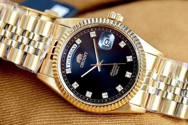 [稼働] オリエント President SEV0J001WY ロレックス 🌟 Orient President Reference: SEV0J001WY White Dial & Gold