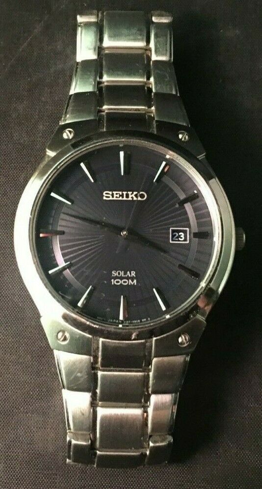 Seiko Solar V157 0AV0 Stainless Steel Date Watch WatchCharts