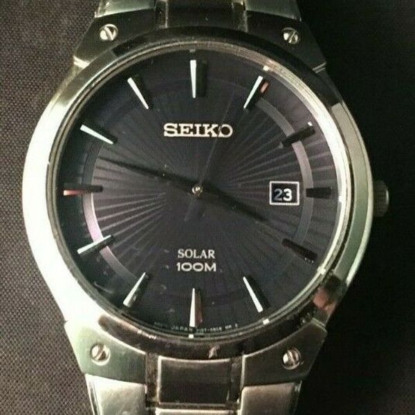 Seiko Solar V157 0av0 Stainless Steel Date Watch Watchcharts 7172