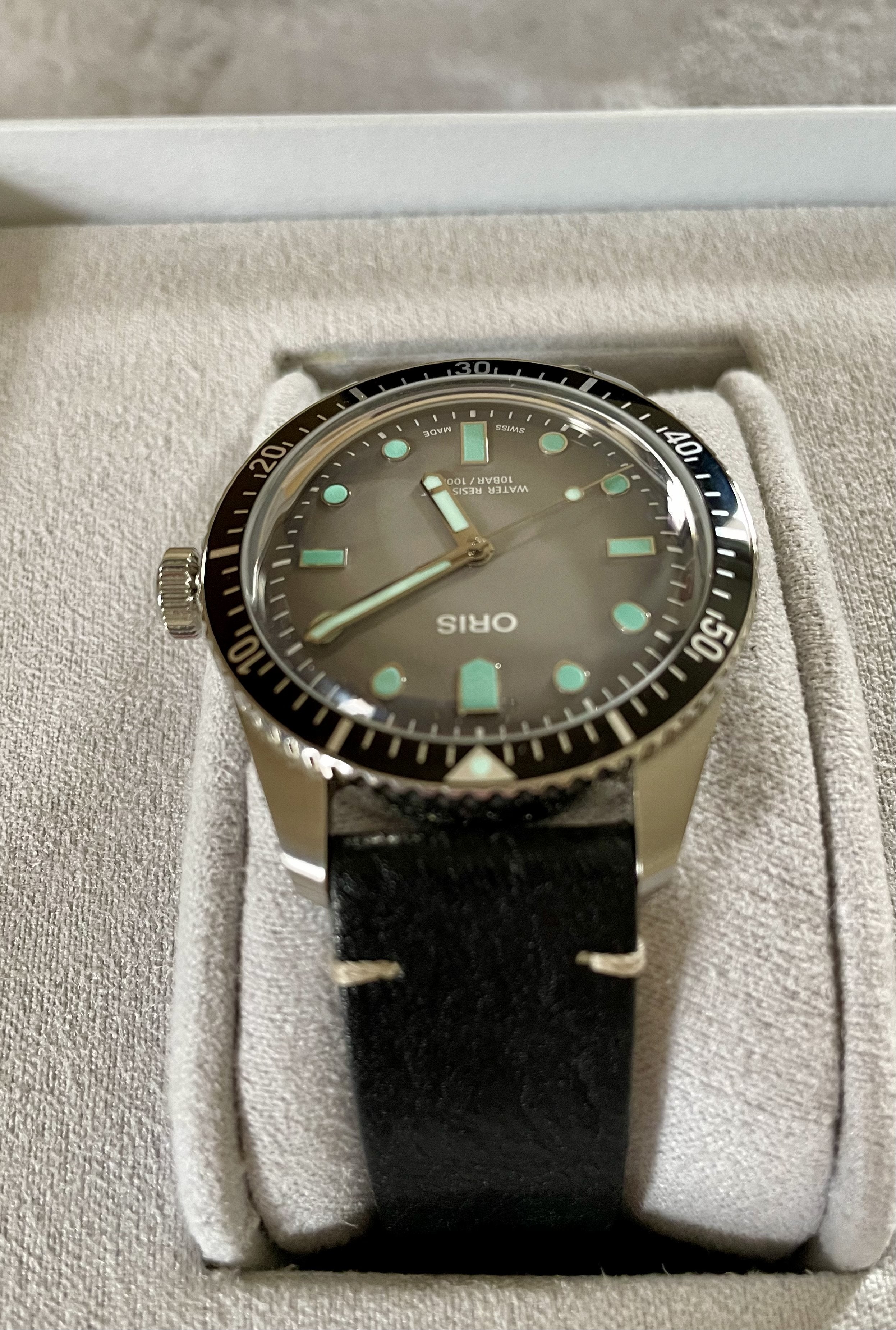 WTS Oris 65 Glow 925 Price Drop WatchCharts Marketplace