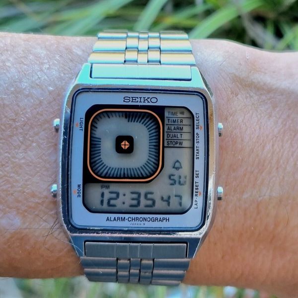 Montre Seiko James Bond Octopussy G757-4050 - Quartz Digital - Acier Inox - Vintage