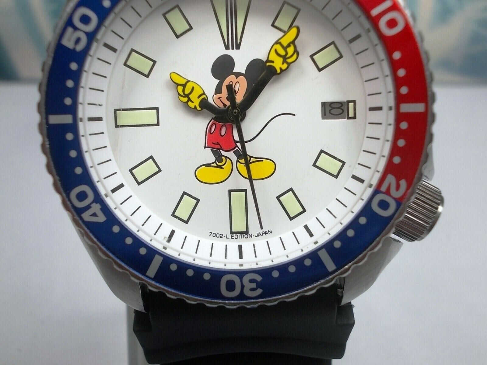 SEIKO Diver Date/Automatic Mickey Mouse Watch (Pepsi Bezel) 7002