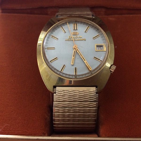 Vintage Bulova Accuquartz series 224 Men’s GP Watch 1976 Original Box