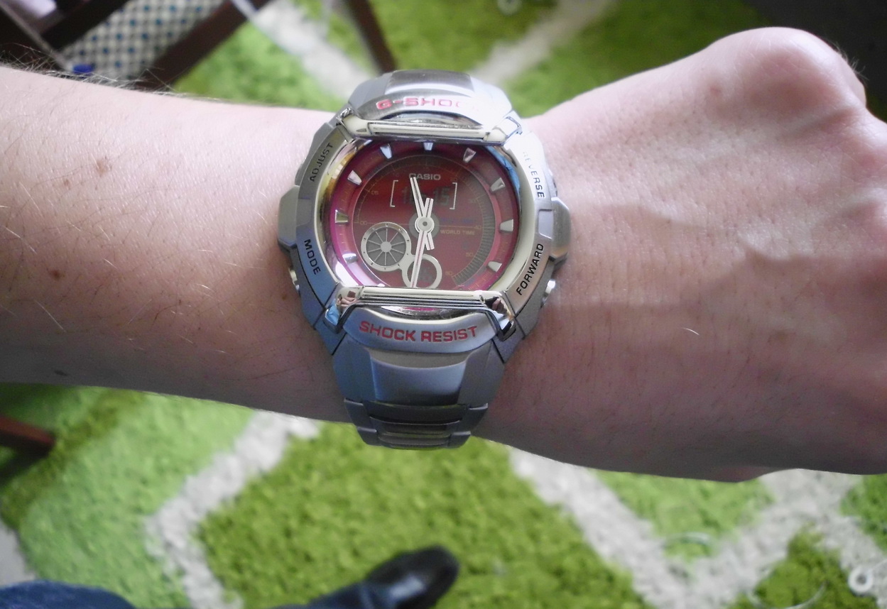 FS: Casio G-shock G-500FD-4ADR limited edition MINT 