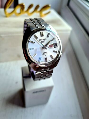 Vintage 1967 SEIKO DX 6106-7000 Automatic, 25 Jewels, Mens Watch
