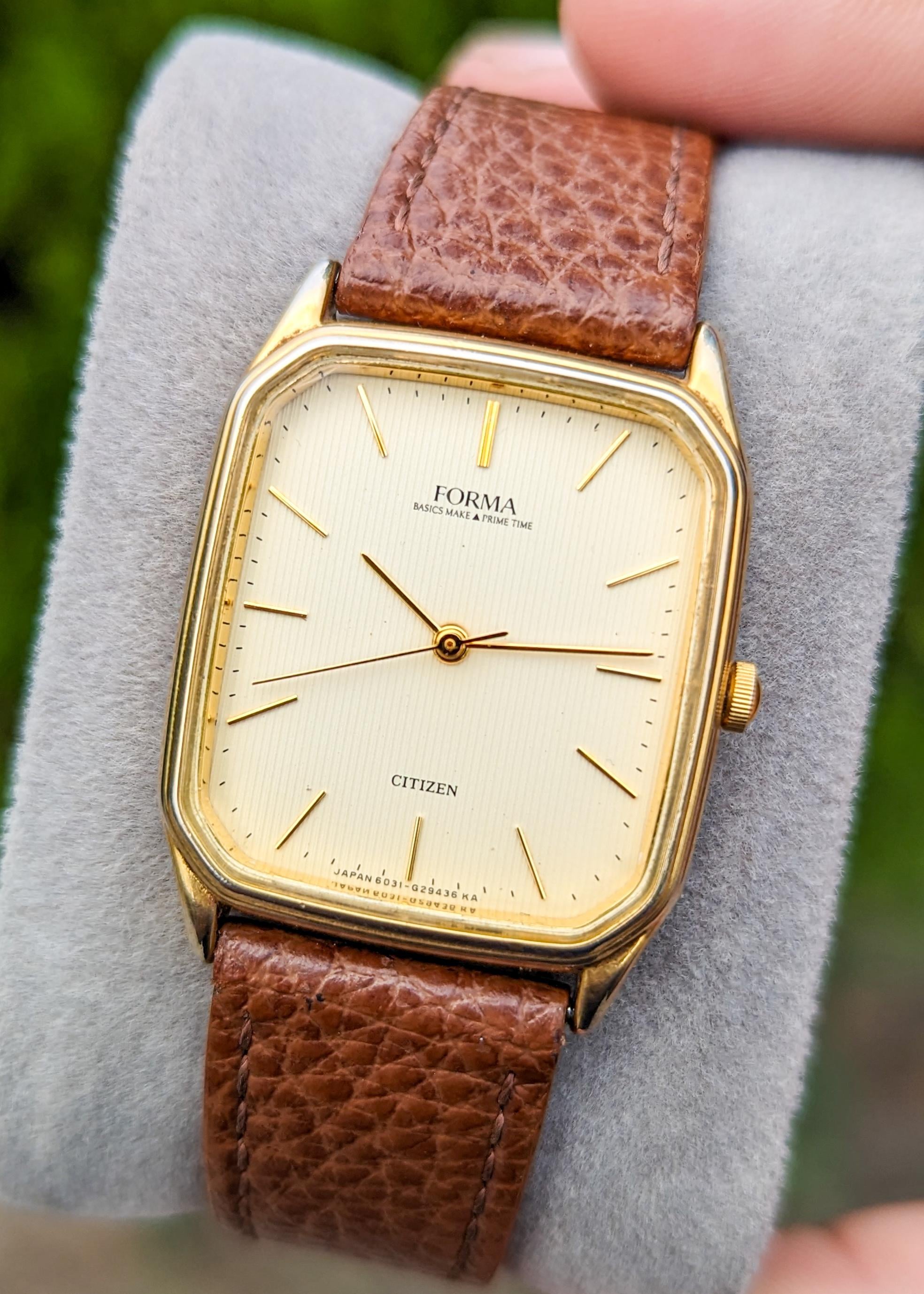 WTS] Forma CITIZEN ???? – Quartz 6031-G07664 – Golden Pattern Dial 