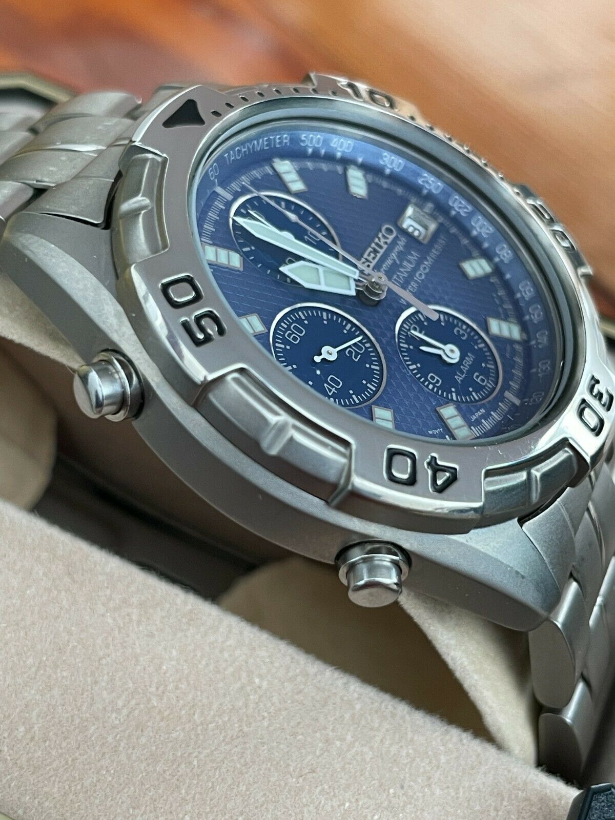 Vintage Seiko Quartz Chronograph Titanium Diver Watch 7T32