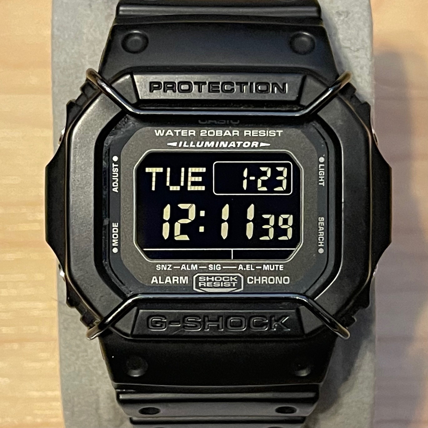 Casio G-Shock Square DW-5600 / Negative Display outlet