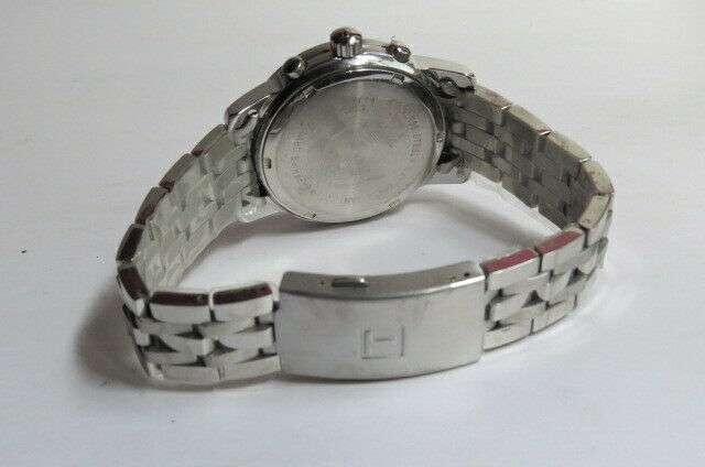 Swiss TISSOT PRC 200 Quartz Wrist watch for Men Light Use No.T461