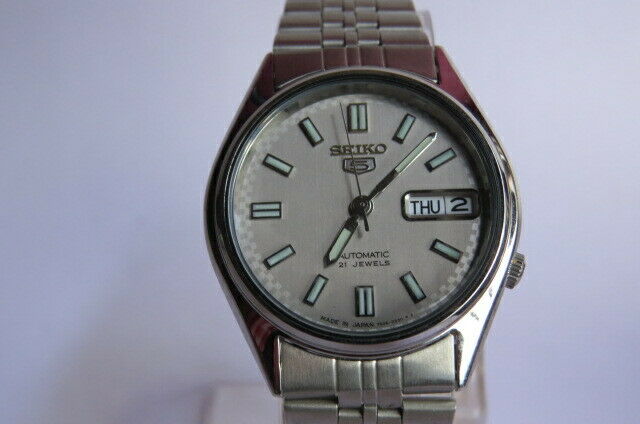 Made in Japan SEIKO 5 Automatic Wrist watch for Men Skelton Back