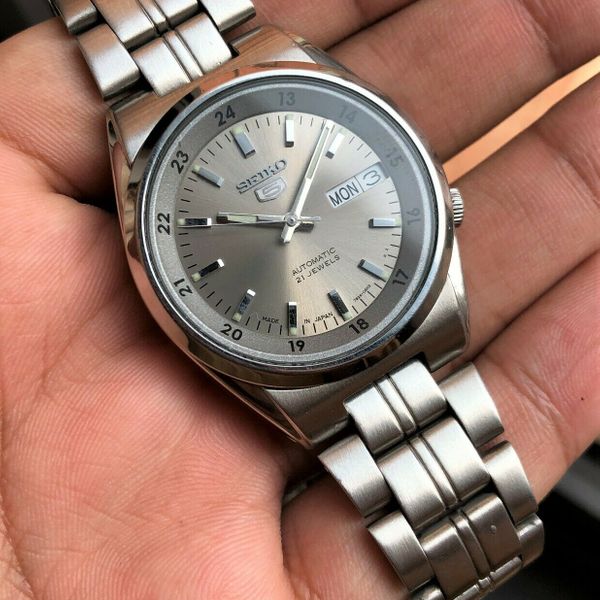 Seiko SNK561 Rare Silver Sunburst Dial Hodinkee Retro Vintage Auto